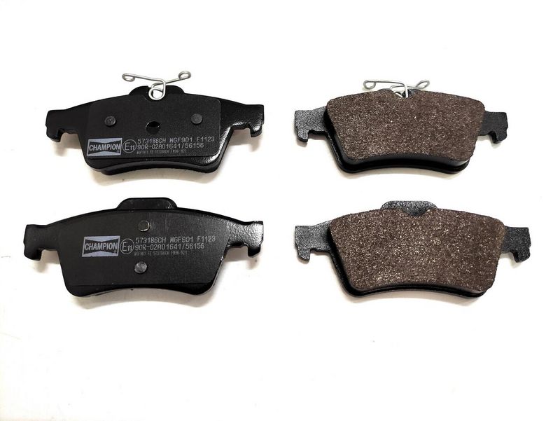 Plaquettes+de+frein+à+disque CHAMPION 573186CH