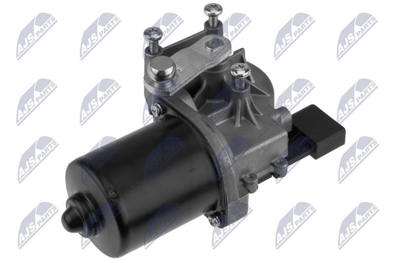 ESW-SK-026_1-WM.JPG