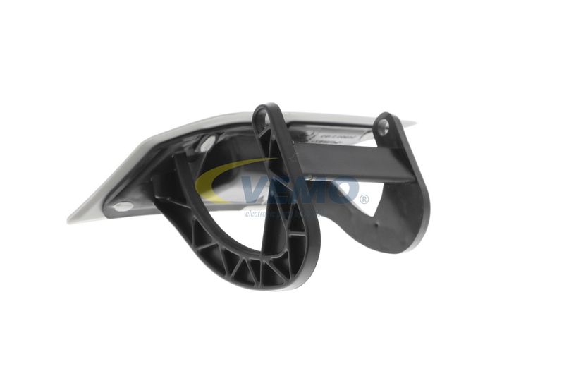 VEMO V30-08-0413 Cover, bumper