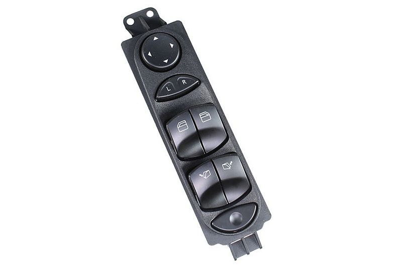 Prekės atitinka OEM kodą: A 906 545 04 13