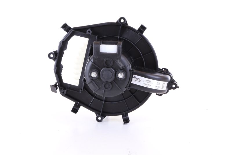 Salongipuhur, NISSENS 87287