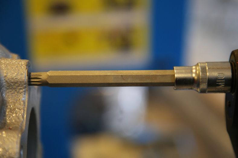 Padrun, KS TOOLS BT022954