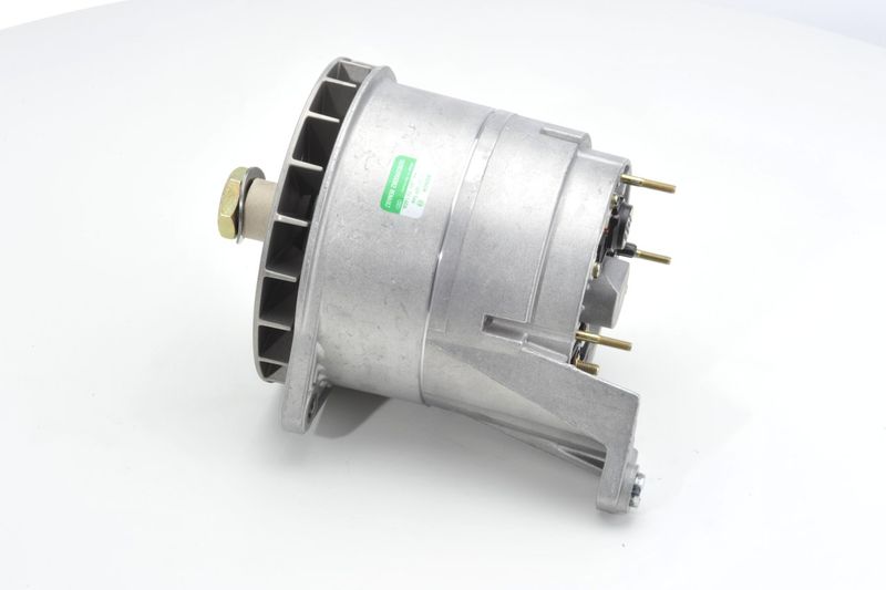 BOSCH 0120689566 Alternator