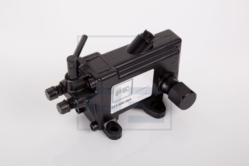 pumpa zvedání kabiny MB 013.600-00A