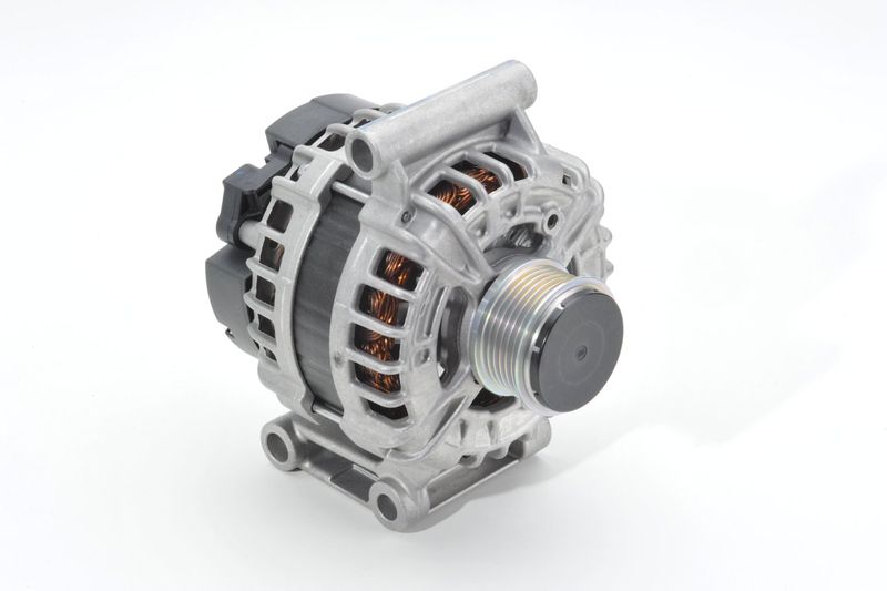BOSCH 0125811013 Alternator