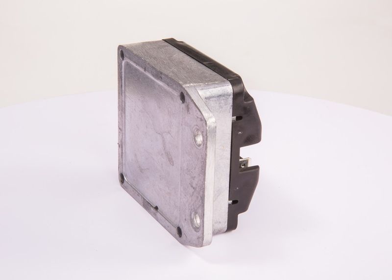 BOSCH 0192033004 Alternator Regulator