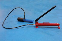Laser Tools Hydraulic Two Speed Hand Pump, 700 bar