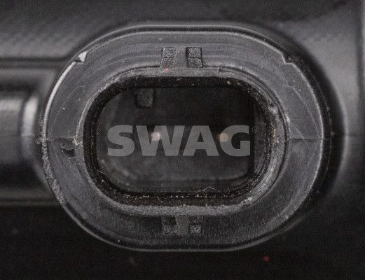 33 10 2270_3.JPG