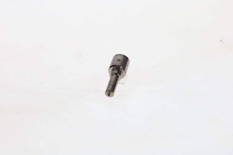 Injector F 019 121 243 BOSCH