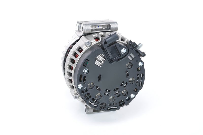 BOSCH 0121813106 Alternator