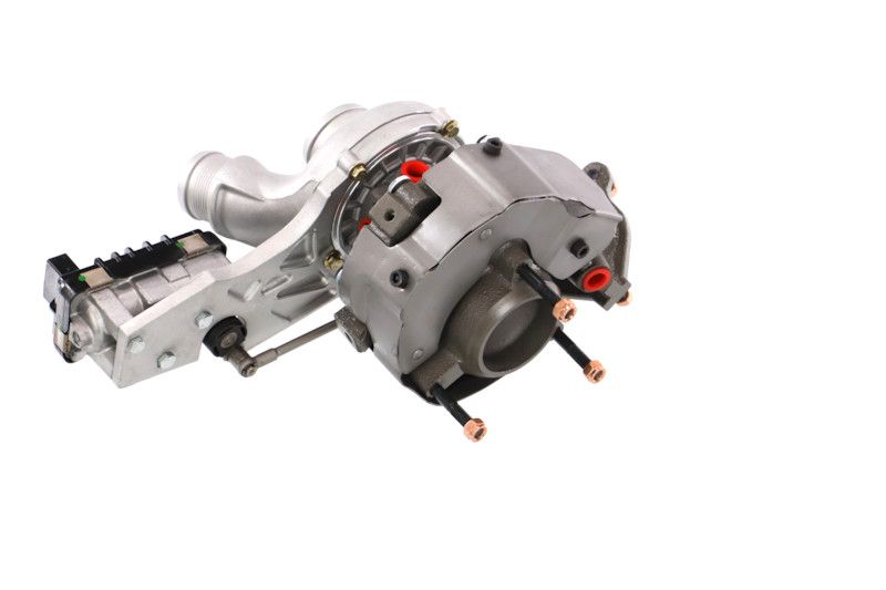 REMANTE 003-002-001018R Charger, charging (supercharged/turbocharged)