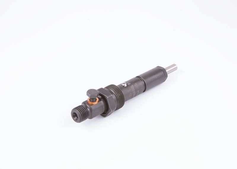 BOSCH F000439005 Nozzle and Holder Assembly