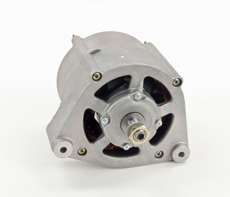 BOSCH 0120469585 Alternator