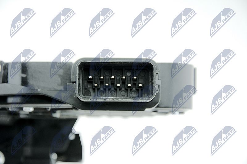 Ukselukk, NTY EZC-LR-015