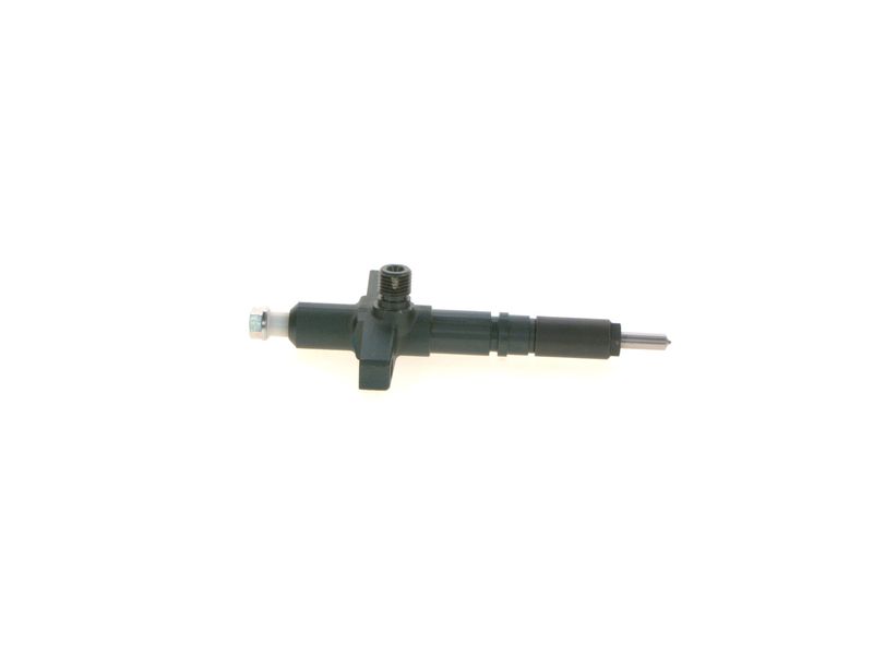 BOSCH 9 430 613 739 Nozzle and Holder Assembly