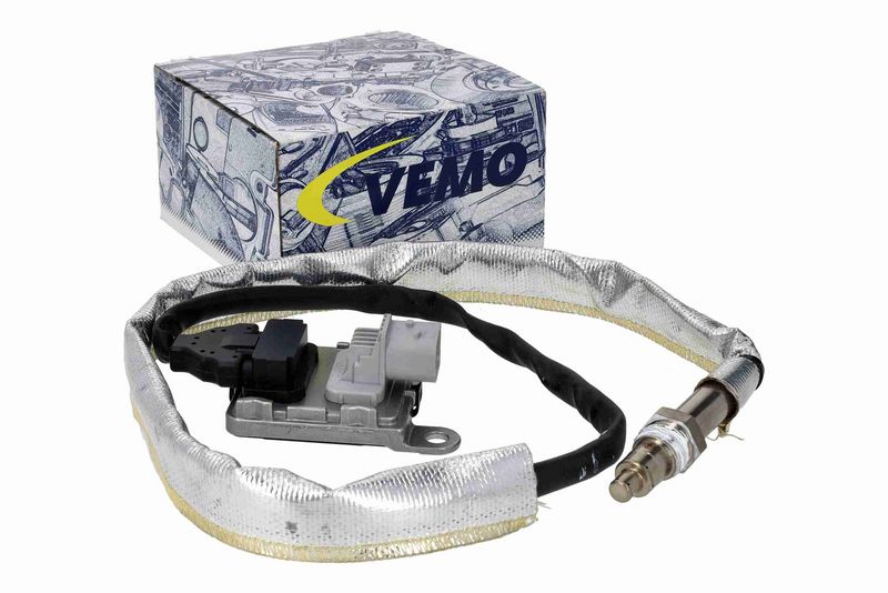 VEMO V33-72-0215 NOx Sensor, urea injection