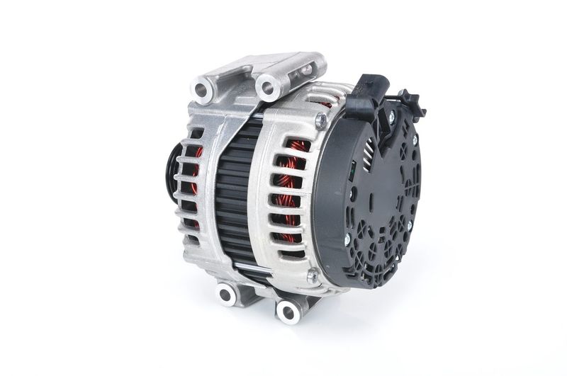 BOSCH 0121813106 Alternator