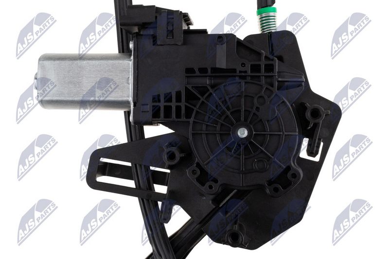 eps-ch-054_4-wm.JPG