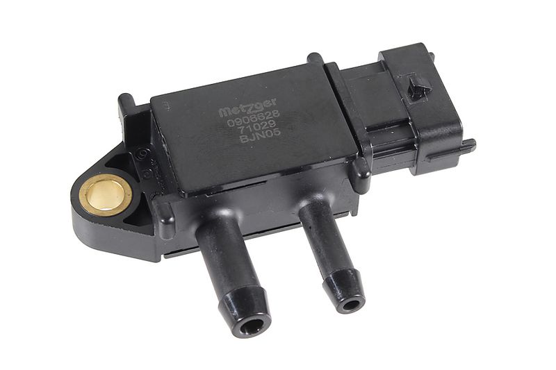 This part match OEM code: 8 62 104