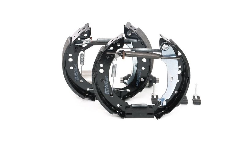 BOSCH 0 204 114 665 Brake Shoe Set