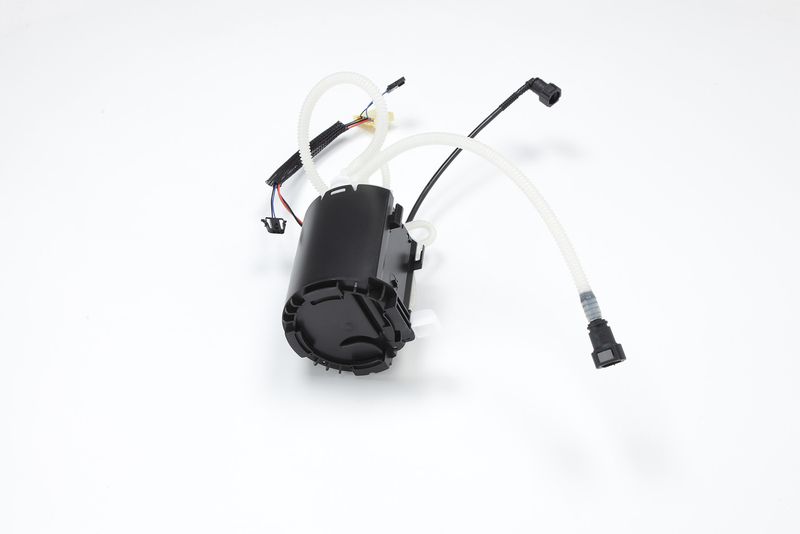 Prekė atitinka OEM kodą: AH22-9B260-BB