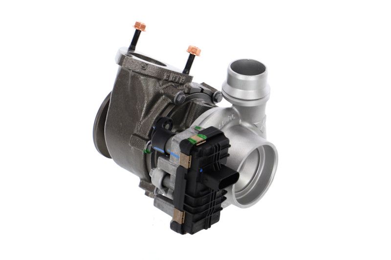 REMANTE 003-002-004415R Charger, charging (supercharged/turbocharged)