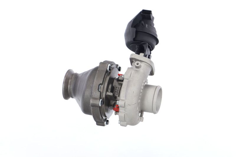 REMANTE 003-002-000029R Charger, charging (supercharged/turbocharged)
