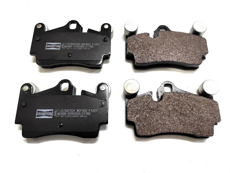 Plaquettes+de+frein+à+disque CHAMPION 573227CH