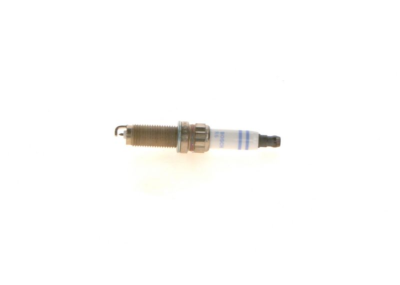 BOSCH 0 242 140 543 Spark Plug