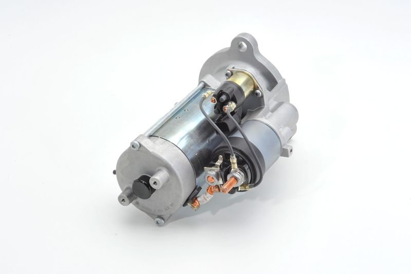 Startér 0 001 241 021