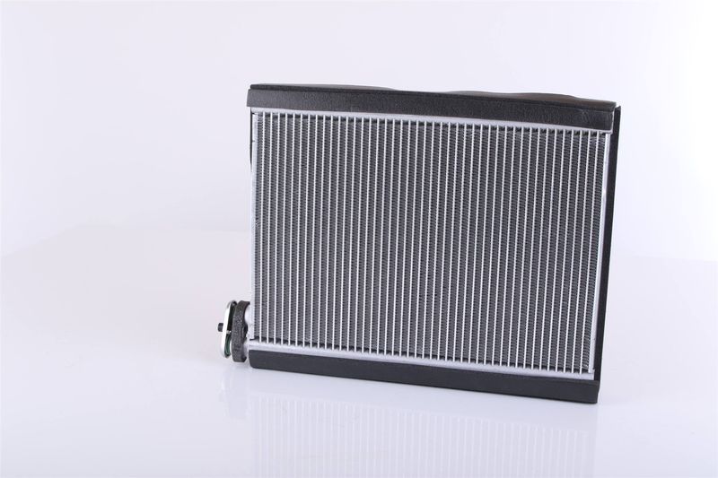 NISSENS 92364 Evaporator, air conditioning