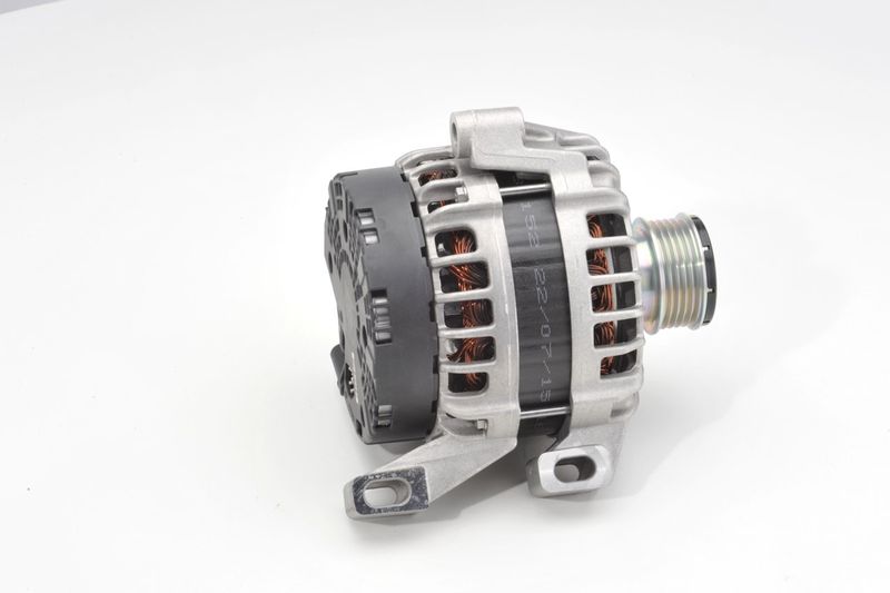 BOSCH 0125811020 Alternator