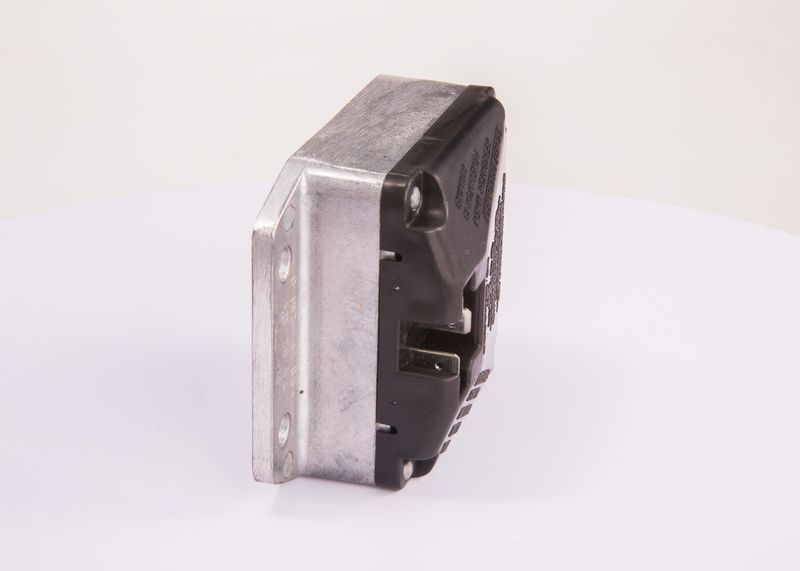 BOSCH 0192033004 Alternator Regulator