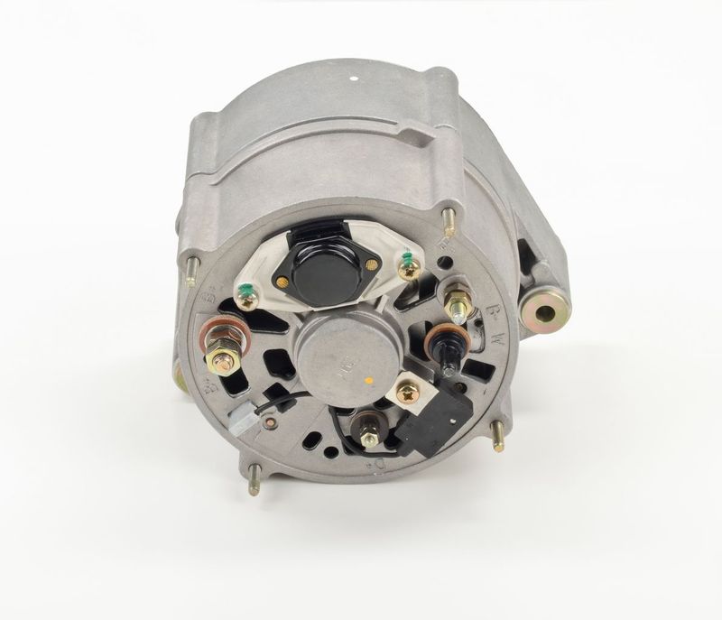 BOSCH 0120469585 Alternator