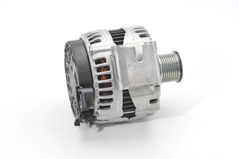 BOSCH 0121813103 Alternator