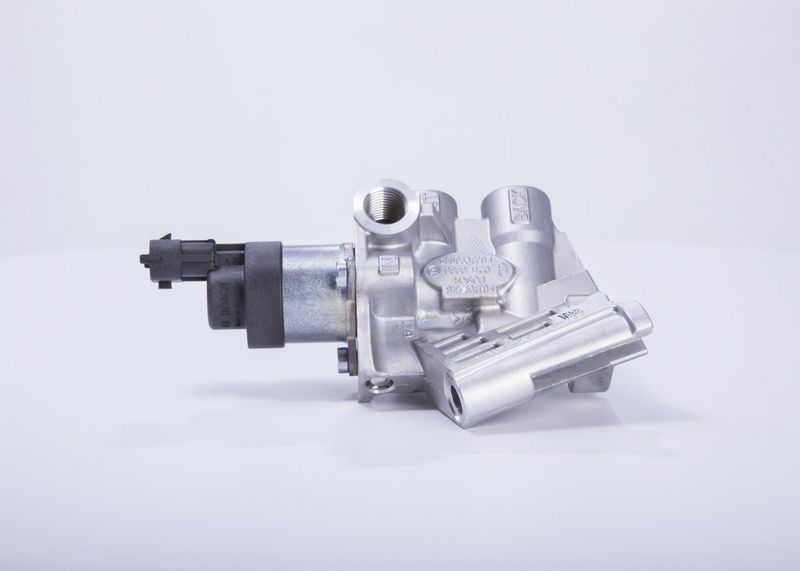 BOSCH F 00B C80 045 Fuel Pressure Regulator