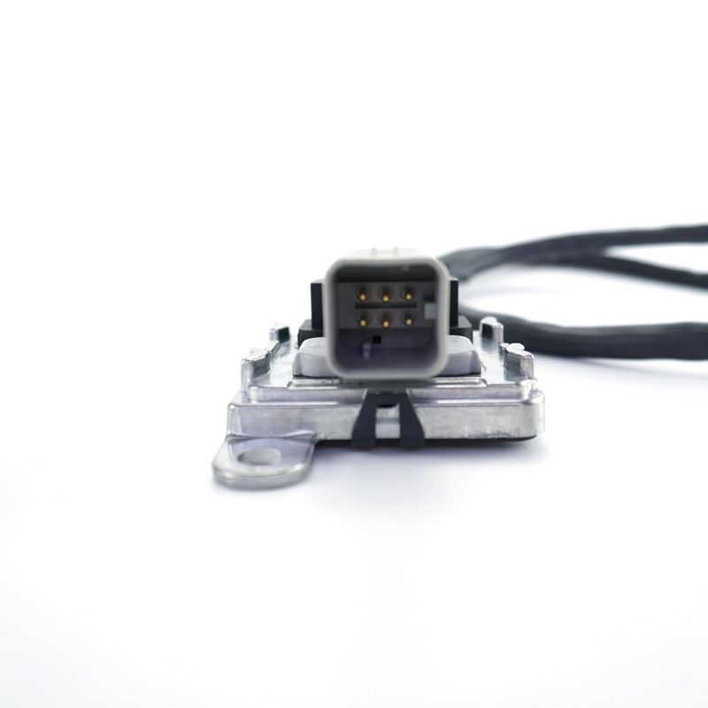 This part match OEM code: RE552182