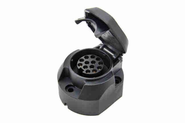 Adapter, pistikupesa, VEMO...