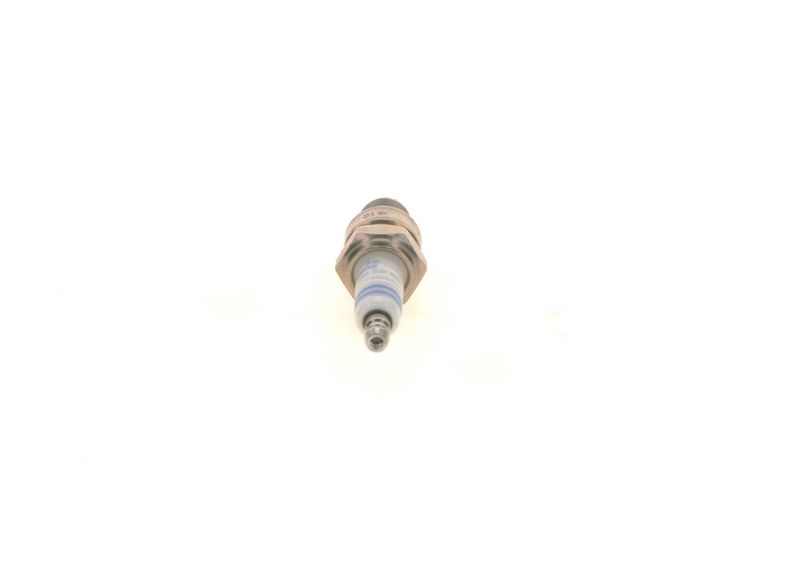 BOSCH 0 242 235 665 Spark Plug