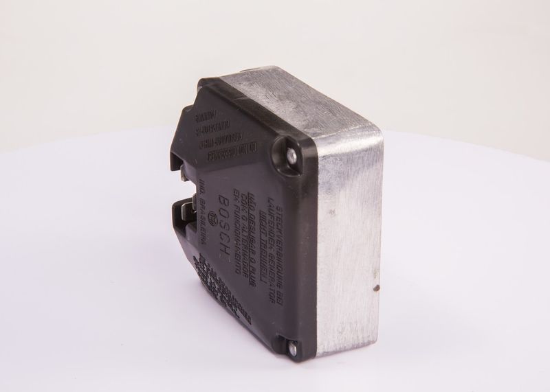 BOSCH 0192033004 Alternator Regulator
