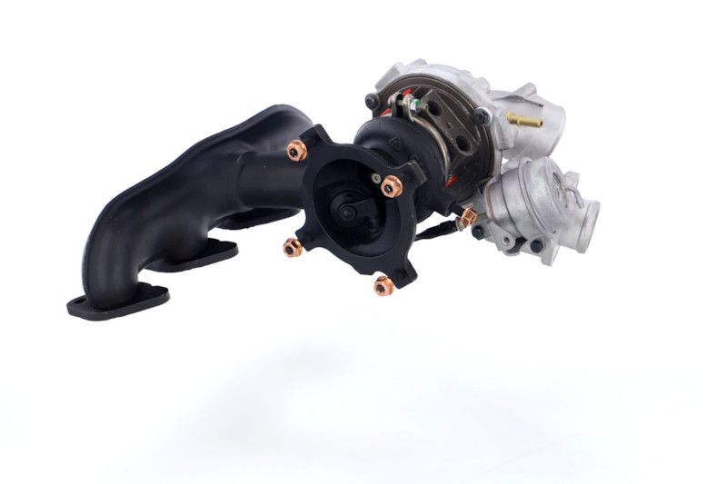 REMANTE 003-001-000028R Charger, charging (supercharged/turbocharged)