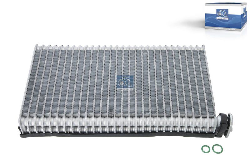 Evaporator,aer conditionat 1.23325 DT Spare Parts