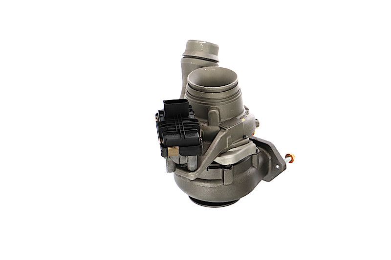 REMANTE 003-002-004586R Turbokompresorius