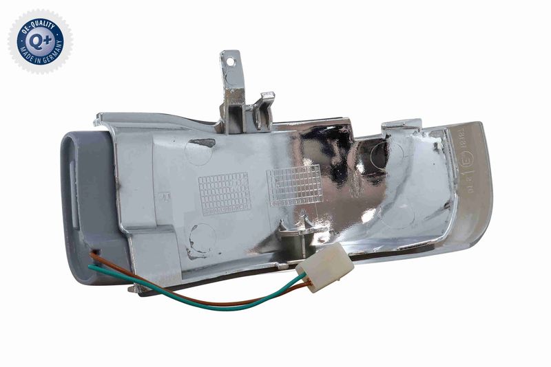 V10-84-0014_04.JPG