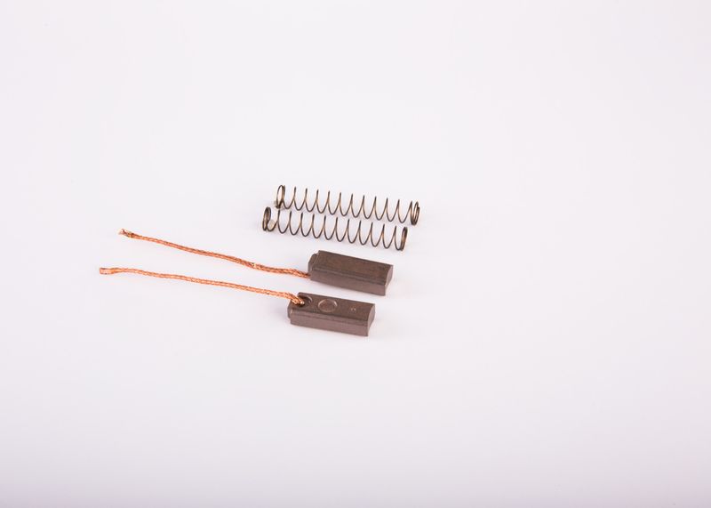 BOSCH 9124080043 Carbon Brush, alternator