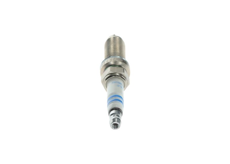 BOSCH Bougie d'allumage 0 242 135 524