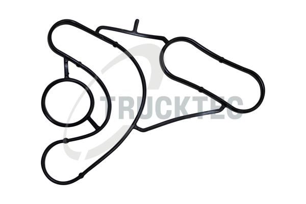 TRUCKTEC AUTOMOTIVE Tarpiklis, alyvos aušintuvas