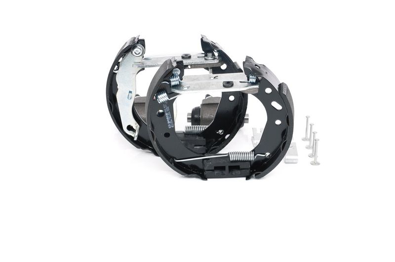 BOSCH 0 204 114 586 Brake Shoe Set