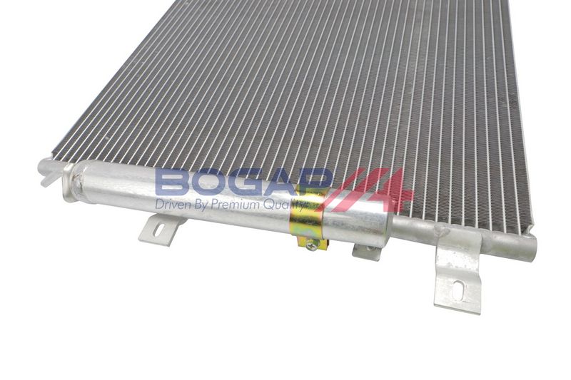 Prekė atitinka OEM kodą: LR015556