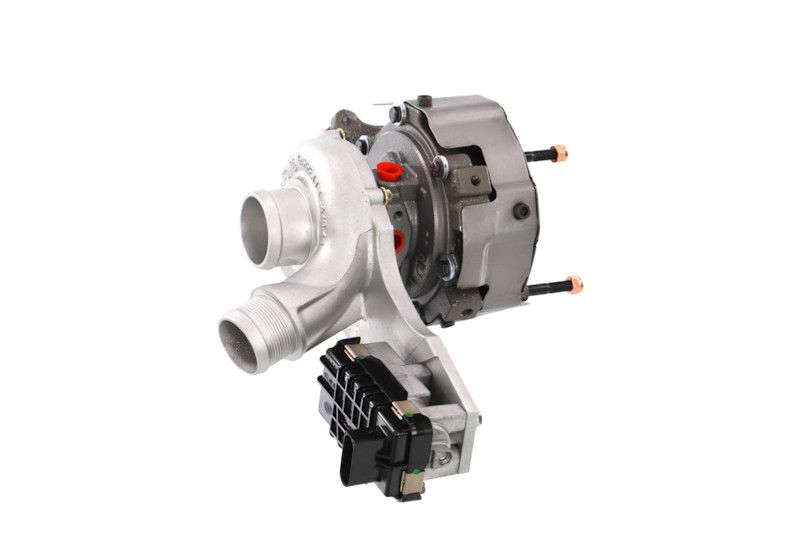 REMANTE 003-002-001018R Charger, charging (supercharged/turbocharged)